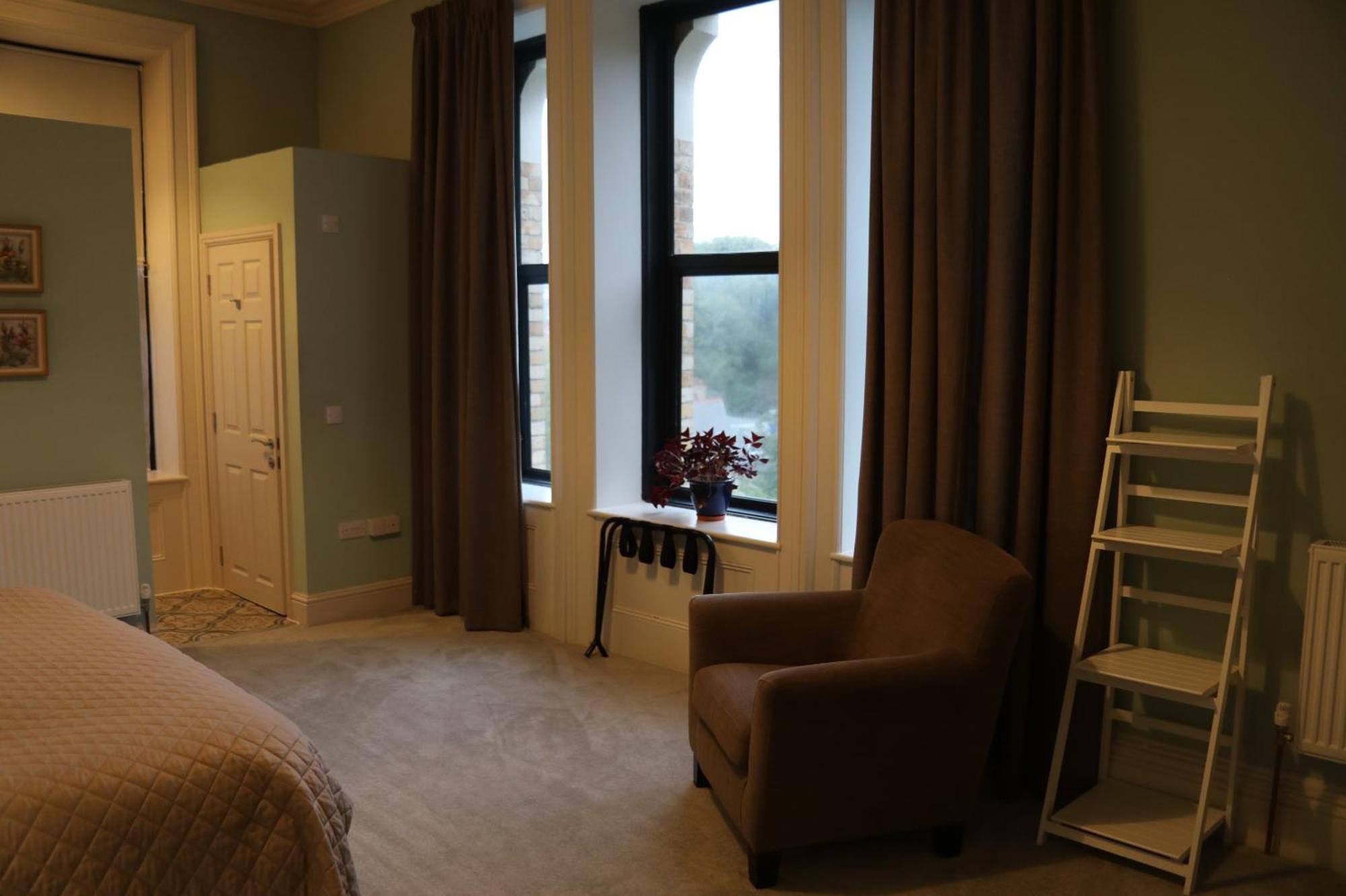 The Regency - Historic Residences By The Sea Ilfracombe Room photo